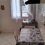 Partenope ليفانتو