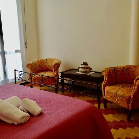 Partenope Apartman *