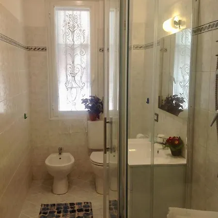 Partenope * 莱万托